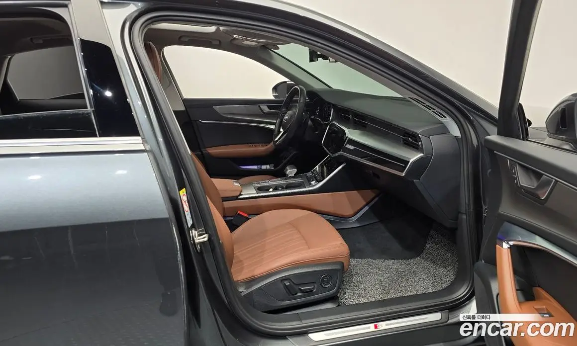 Audi A6 2020 2.0 автомат (гидро), фото 16