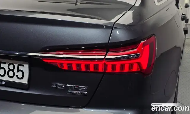 Audi A6 2020 2.0 автомат (гидро), миниатюра 9