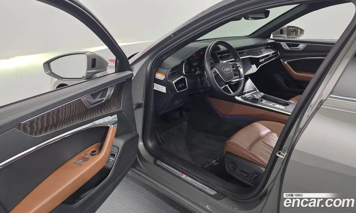 Audi A6 2023 2.0 автомат (гидро), фото 13