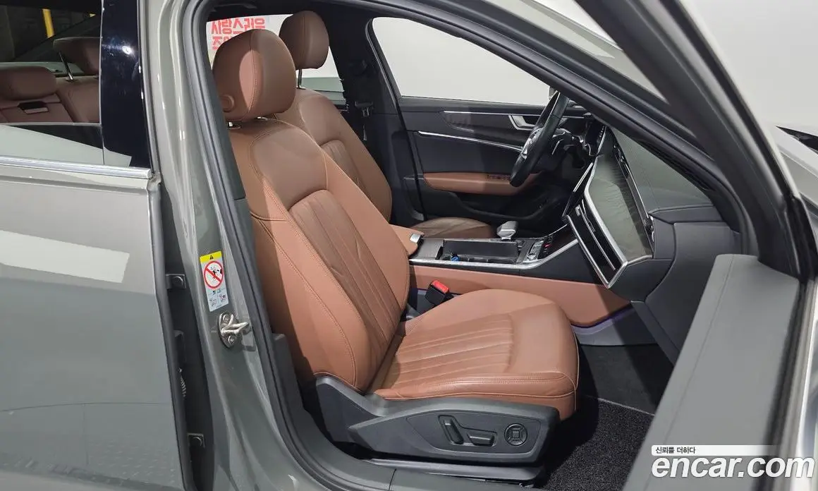 Audi A6 2023 2.0 автомат (гидро), фото 16