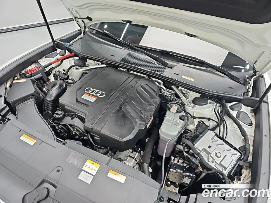 Audi A6 2023 2.0 автомат (гидро), фото 6
