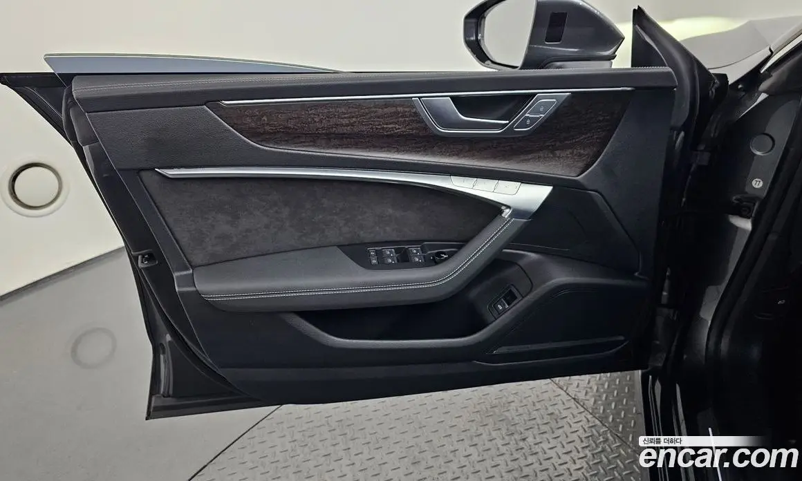 Audi A7 2021 3.0 автомат (гидро), фото 14