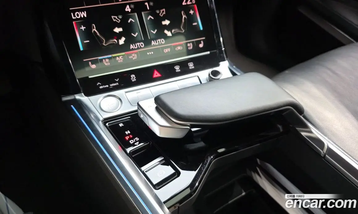 Audi e-tron 2020 0.2 автомат (гидро), фото 11