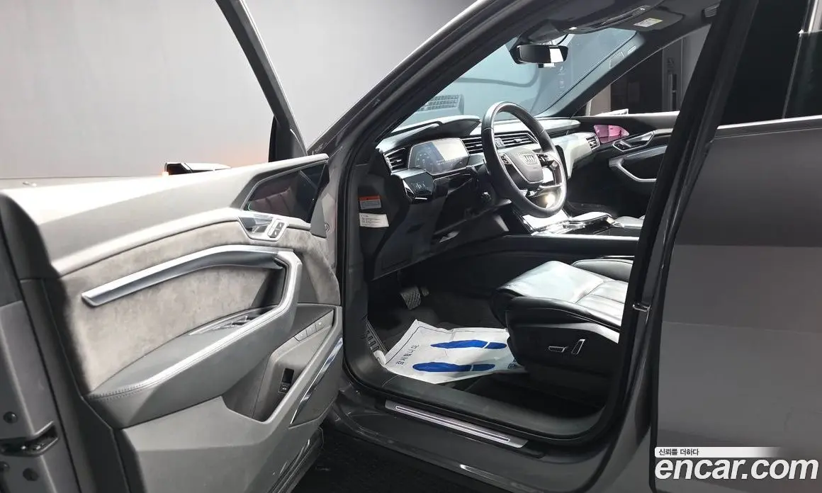 Audi e-tron 2020 0.2 автомат (гидро), фото 12