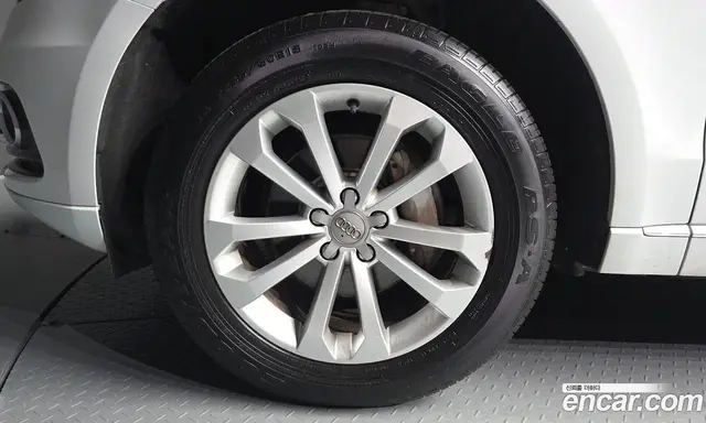 Audi Q5 2016 2.0 автомат (гидро), миниатюра 5
