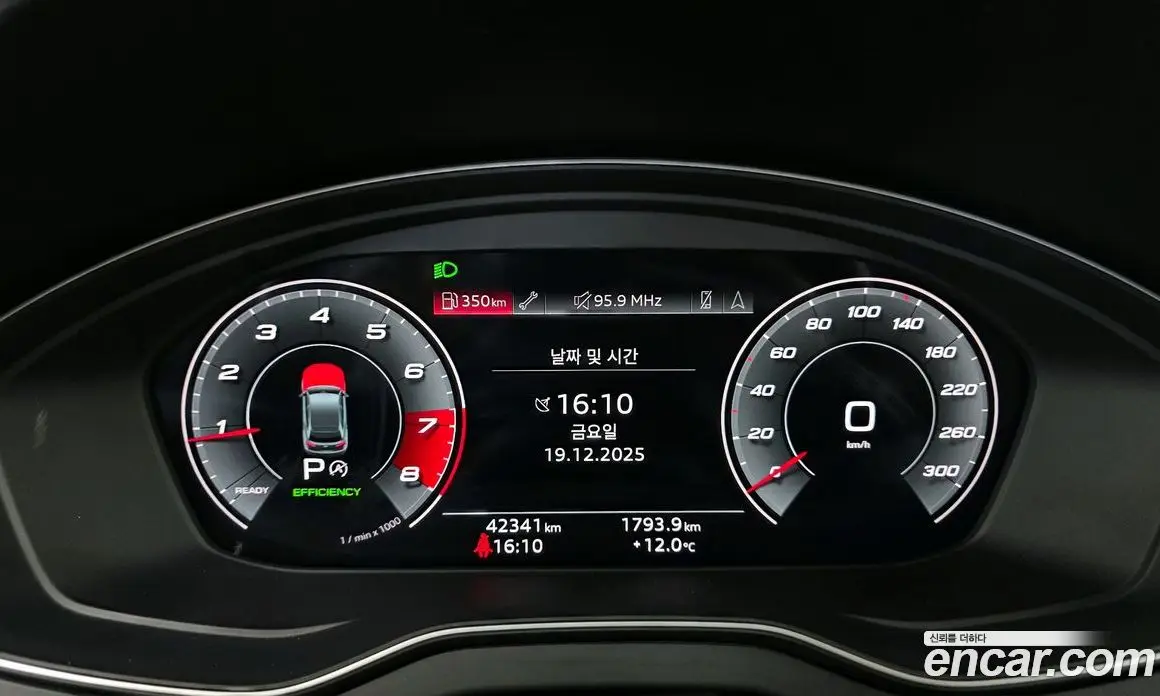 Audi Q5 2021 2.0 автомат (гидро), фото 8