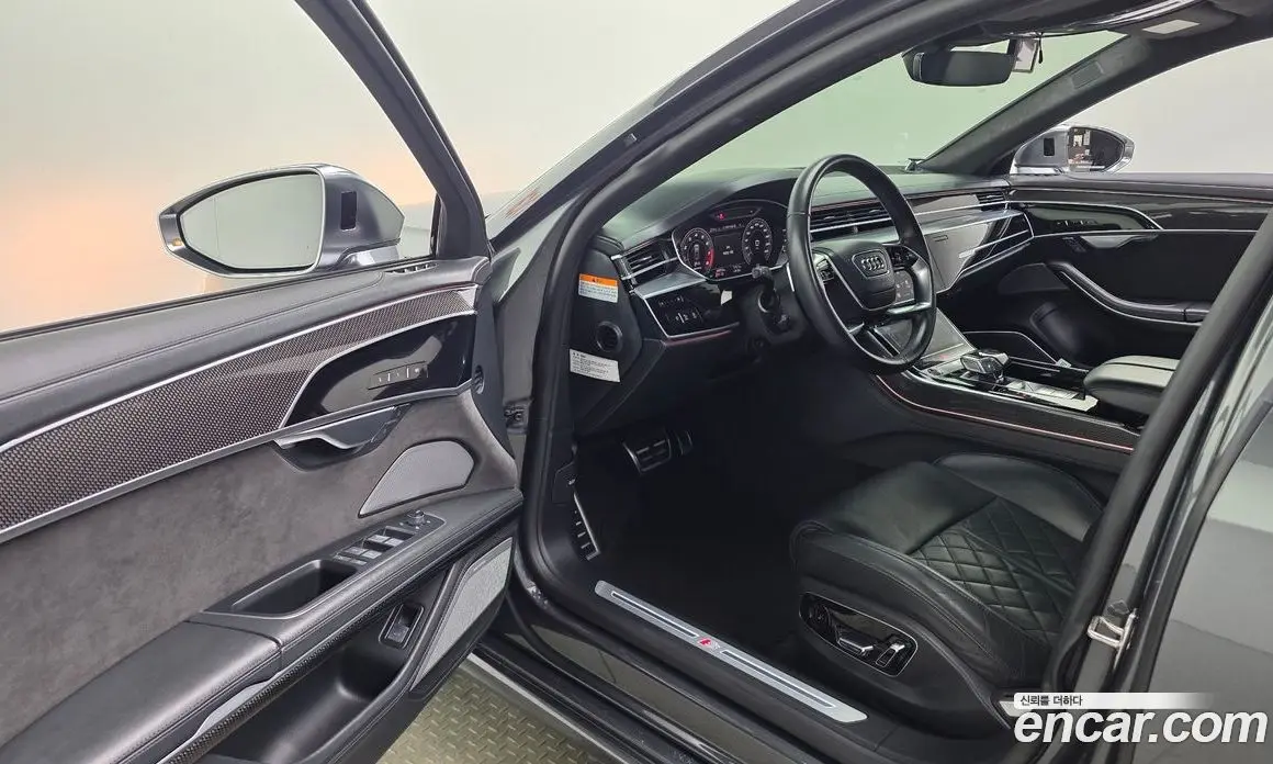 Audi S8 2021 4.0 автомат (гидро), фото 13