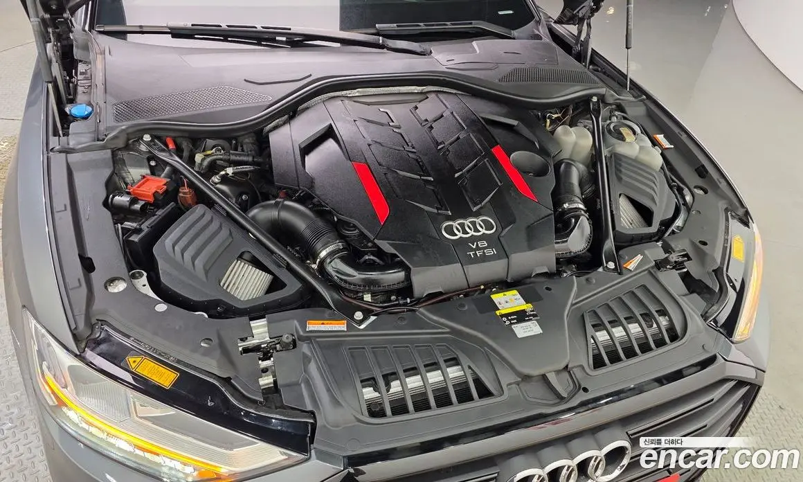 Audi S8 2021 4.0 автомат (гидро), фото 6
