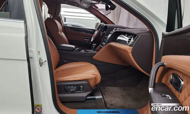 Bentley Bentayga 2017 6.0 автомат (гидро), миниатюра 11