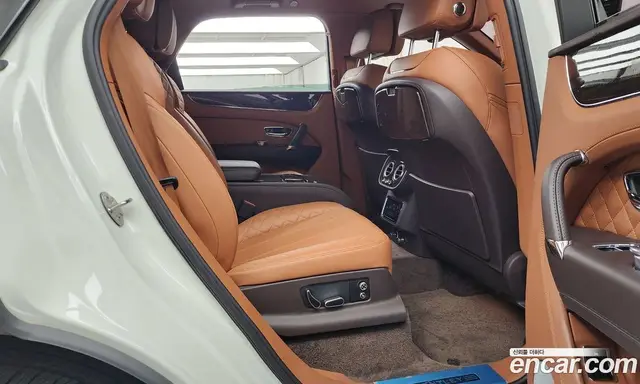 Bentley Bentayga 2017 6.0 автомат (гидро), миниатюра 12