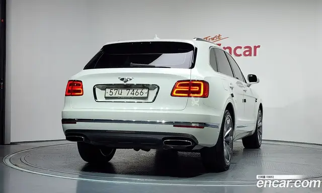 Bentley Bentayga 2017 6.0 автомат (гидро), миниатюра 4