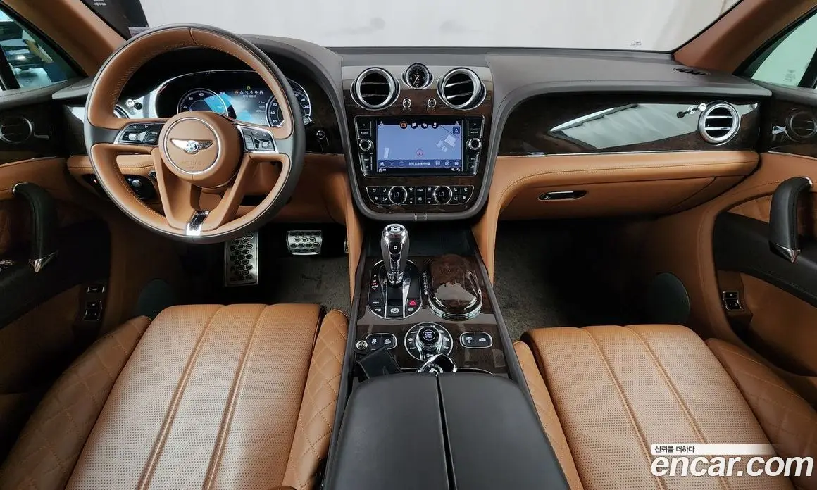 Bentley Bentayga 2017 6.0 автомат (гидро), фото 7