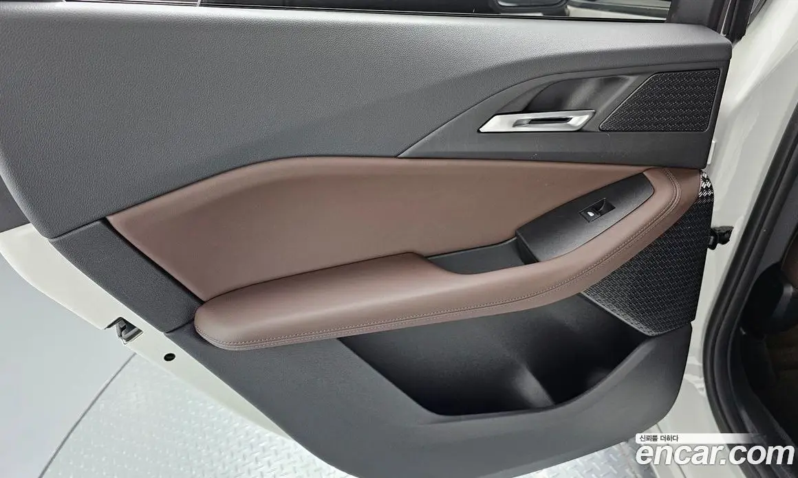 BMW 2 серия 2024 2.0 автомат (гидро), фото 15