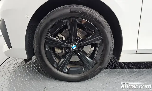 BMW 2 серия 2024 2.0 автомат (гидро), миниатюра 5