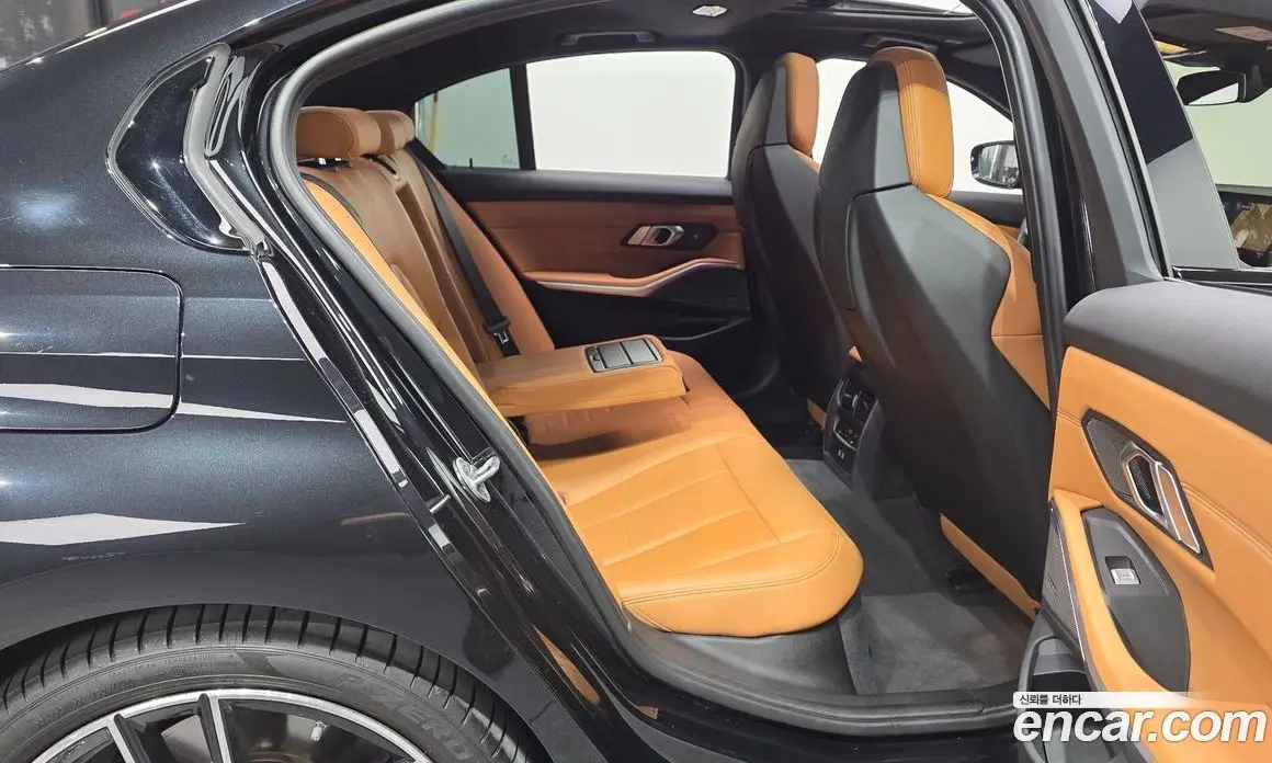 BMW 3 серия 2023 3.0 автомат (гидро), фото 16