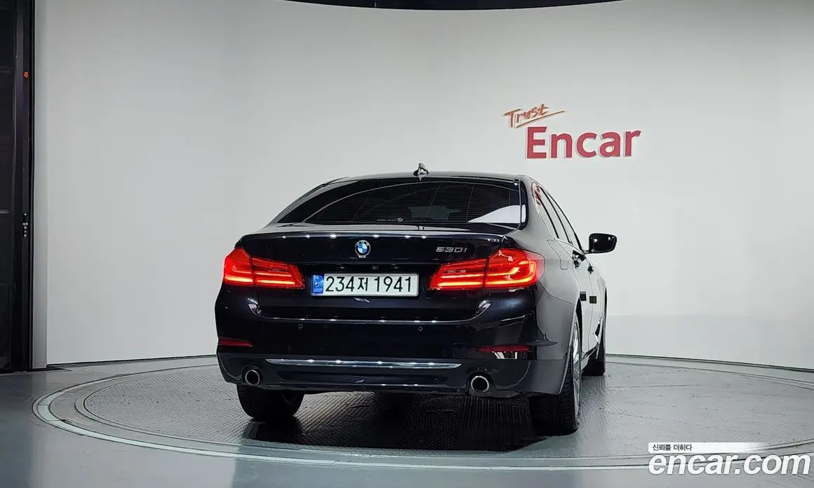 BMW 5 серия 2018 2.0 автомат (гидро), фото 4