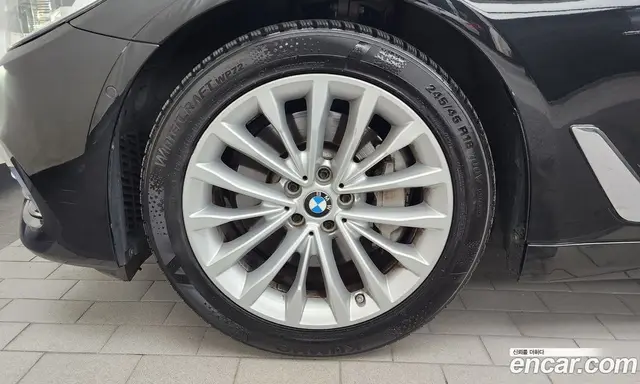 BMW 5 серия 2018 2.0 автомат (гидро), миниатюра 5
