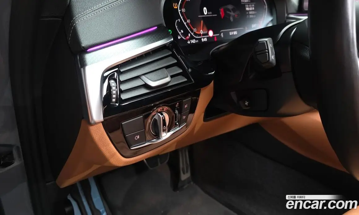 BMW 5 серия 2022 2.0 автомат (гидро), фото 30