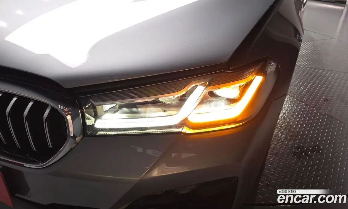BMW 5 серия 2022 2.0 автомат (гидро), фото 8