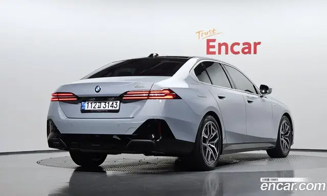 BMW 5 серия 2024 2.0 автомат (гидро), миниатюра 2
