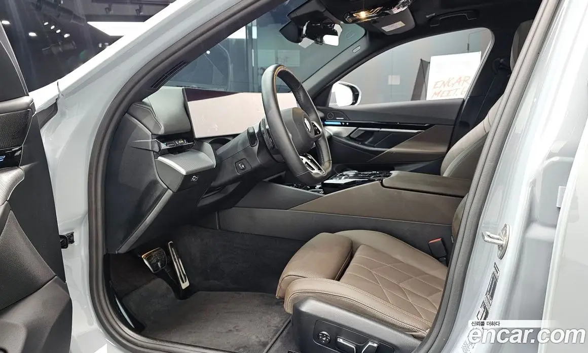BMW 5 серия 2024 2.0 автомат (гидро), фото 13