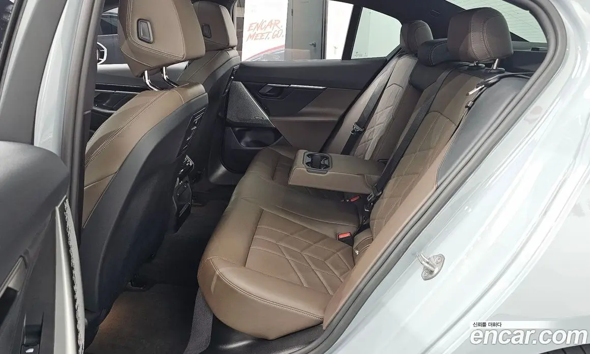 BMW 5 серия 2024 2.0 автомат (гидро), фото 18