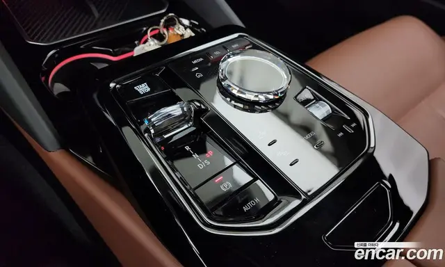 BMW 5 серия 2025 2.0 автомат (гидро), миниатюра 12