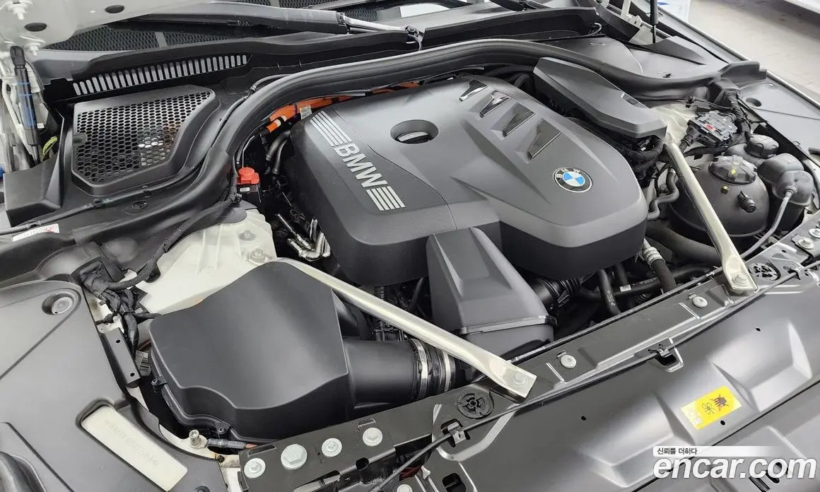 BMW 5 серия 2025 2.0 автомат (гидро), фото 6