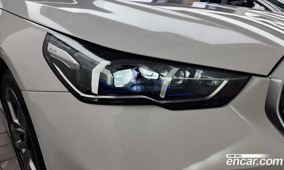 BMW 5 серия 2025 2.0 автомат (гидро), фото 8