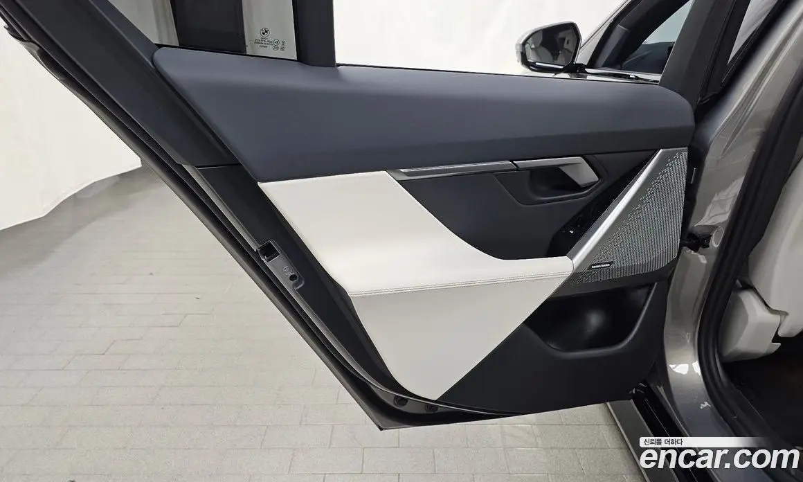 BMW 5 серия 2025 2.0 автомат (гидро), фото 14