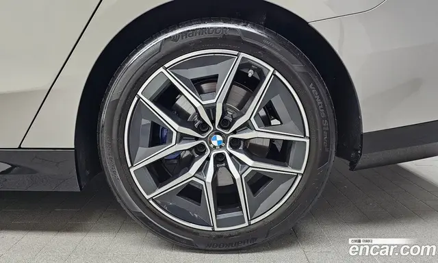 BMW 5 серия 2025 2.0 автомат (гидро), миниатюра 6
