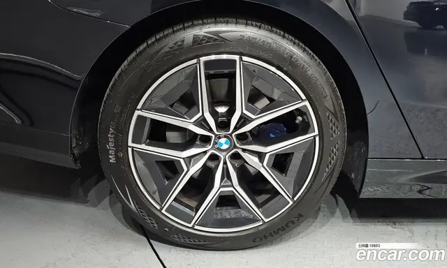 BMW 5 серия 2025 2.0 автомат (гидро), миниатюра 5
