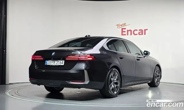BMW 5 серия 2025 2.0 автомат (гидро), миниатюра 2