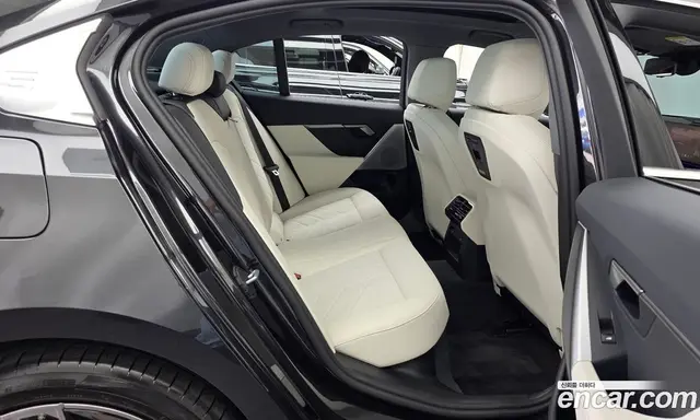 BMW 5 серия 2025 2.0 автомат (гидро), миниатюра 12