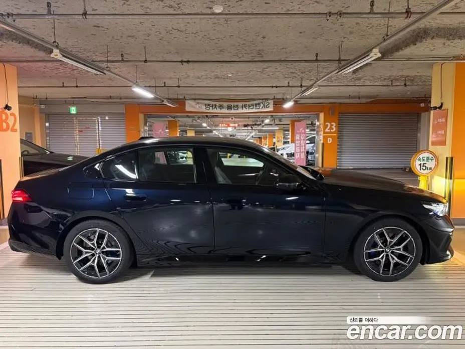 BMW 5 серия 2026 2.0 автомат (гидро), фото 12
