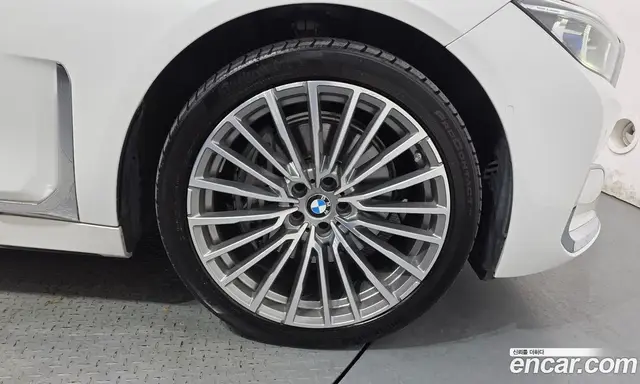 BMW 7 серия 2021 3.0 автомат (гидро), миниатюра 7