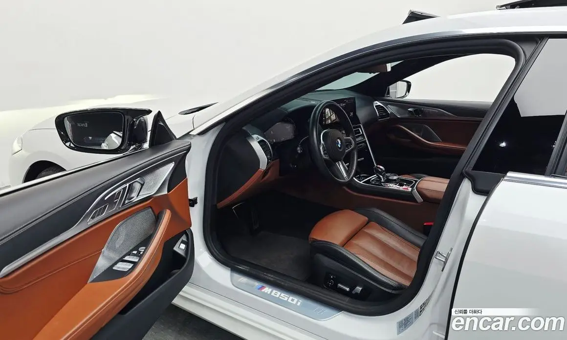 BMW 8 серия 2024 4.4 автомат (гидро), фото 13