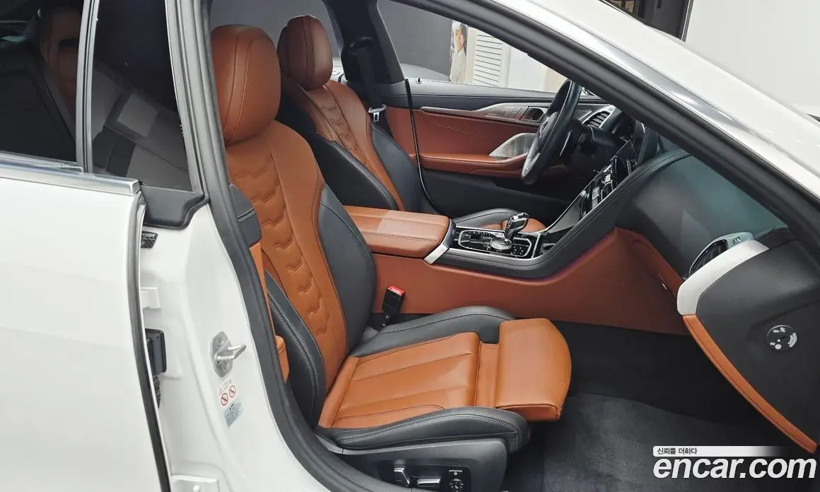 BMW 8 серия 2024 4.4 автомат (гидро), фото 16