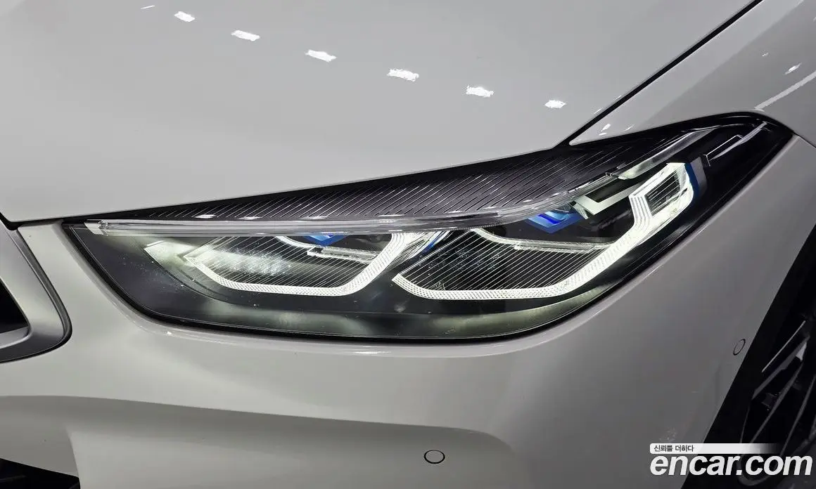 BMW 8 серия 2024 4.4 автомат (гидро), фото 8