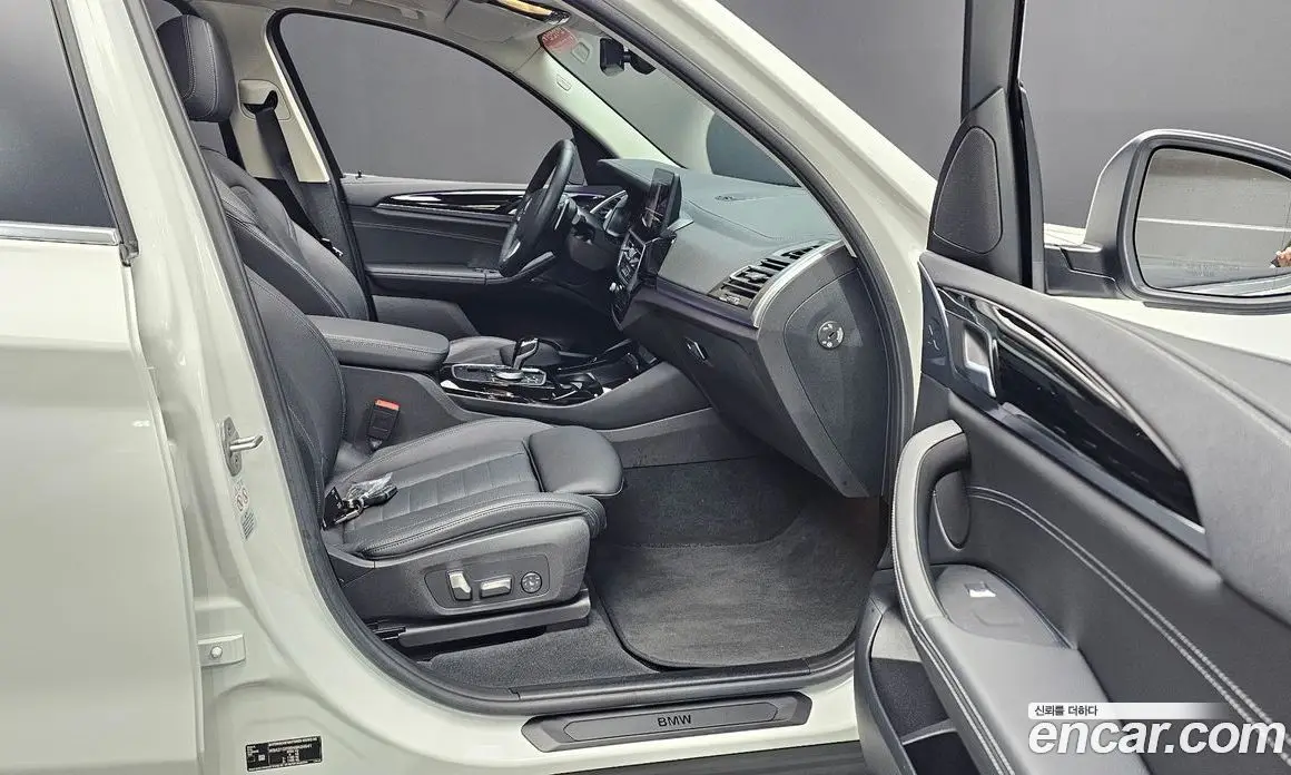 BMW X3 2022 2.0 автомат (гидро), фото 16