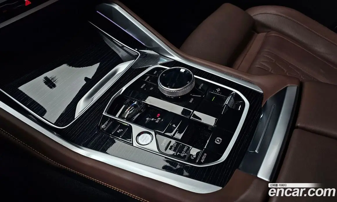 BMW X6 2024 3.0 автомат (гидро), фото 12