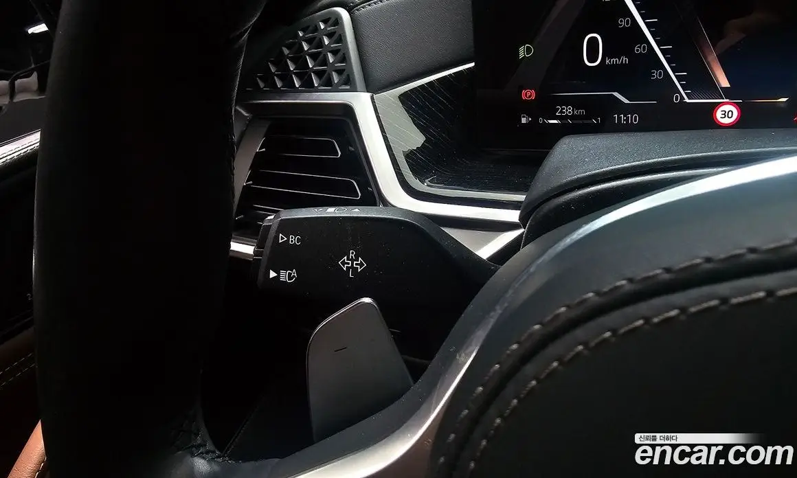BMW X6 2024 3.0 автомат (гидро), фото 27
