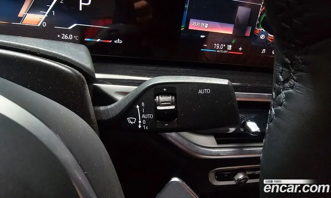 BMW X6 2024 3.0 автомат (гидро), фото 28