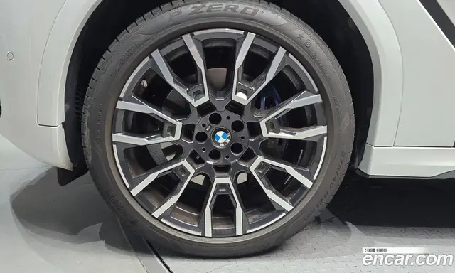 BMW X6 2024 3.0 автомат (гидро), миниатюра 5