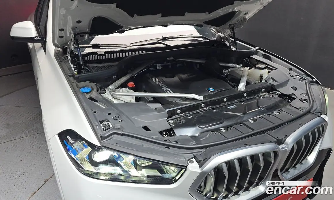 BMW X6 2024 3.0 автомат (гидро), фото 6