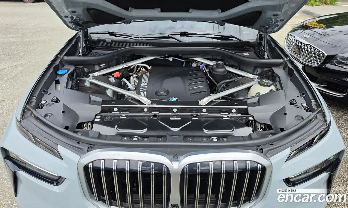 BMW X7 2024 3.0 автомат (гидро), фото 6