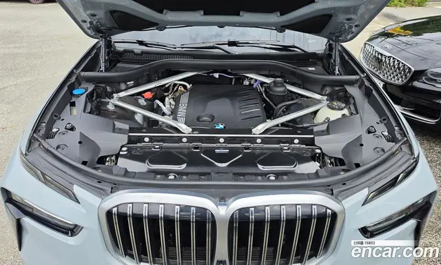 BMW X7 2024 3.0 автомат (гидро), миниатюра 6