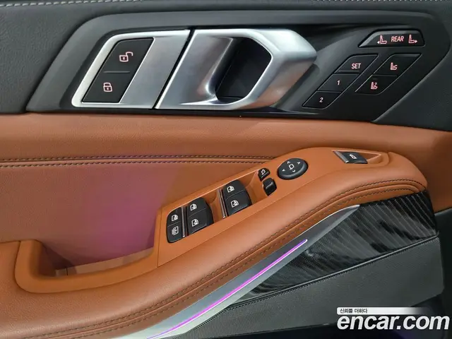BMW X7 2025 3.0 автомат (гидро), миниатюра 12