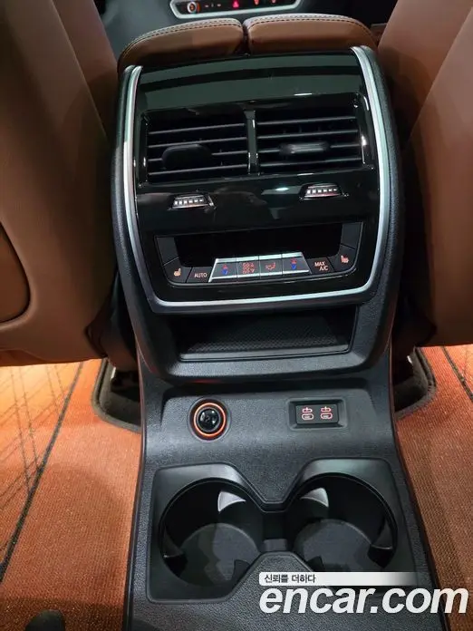 BMW X7 2025 3.0 автомат (гидро), фото 14