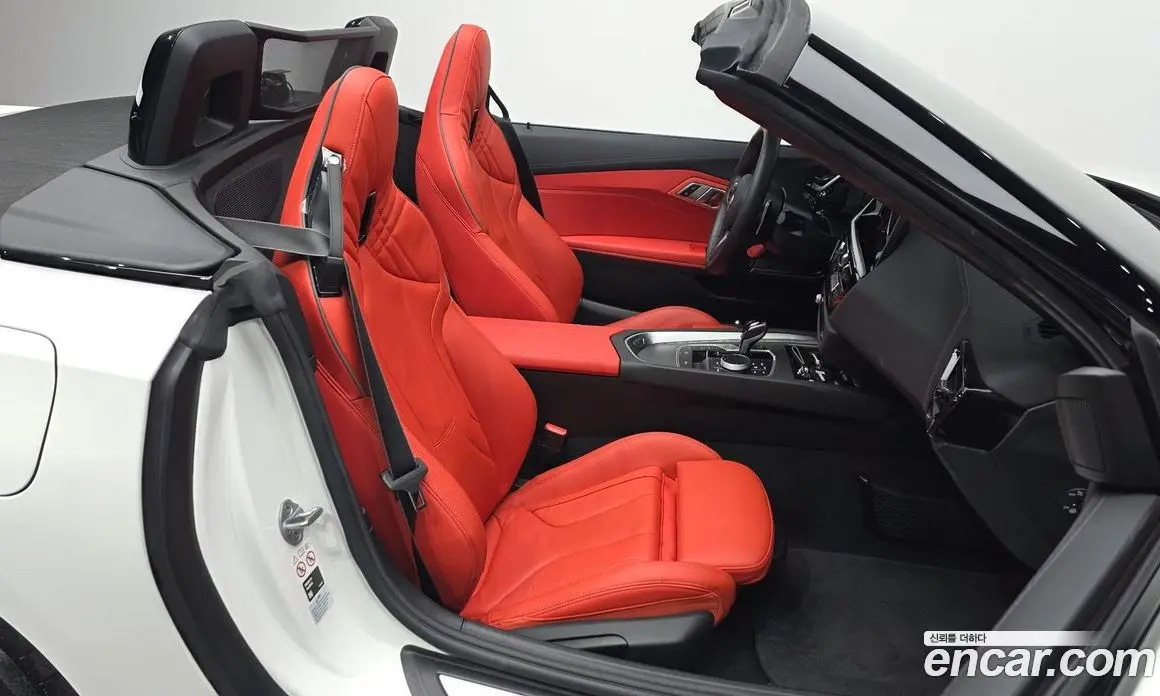 BMW Z4 2024 2.0 автомат (гидро), фото 16